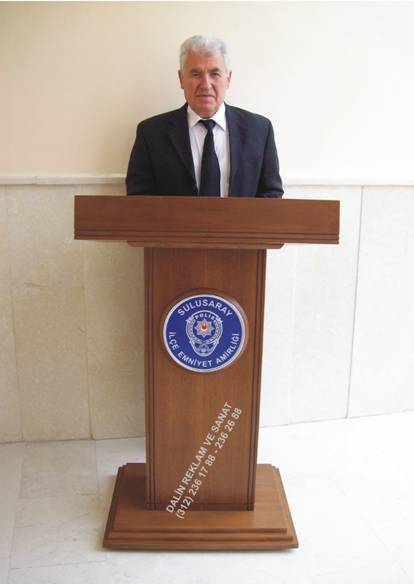 KONU�MA K�RS�S� KLAS�K MODEL EMN�YET A�IK CEV�Z RENG� D�Z