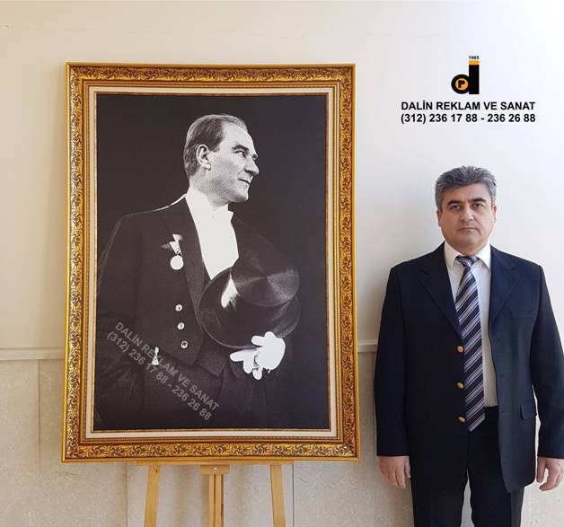 MAKAM ODASI ATAT�RK TABLOSU ATARES�M12 �ER�EVE MODEL� 7641 Y PASPARTOLU 99 133-5 CM